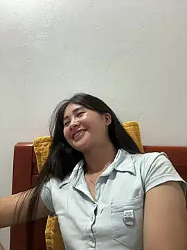 Chat XXX en directo de LittleSun_