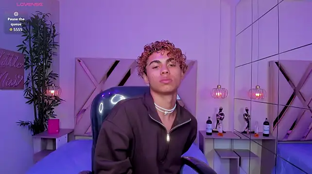 Anyelo_Twink Live XXX Chat