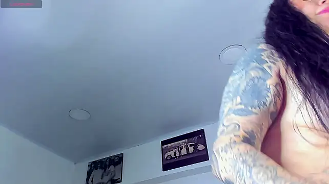 Chat XXX en directo de Vicky_hotmilf
