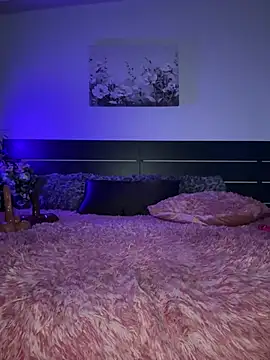NikkiRylie live XXX chat