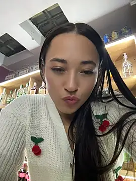 Chatroom XXX en direct de HollyAngel2