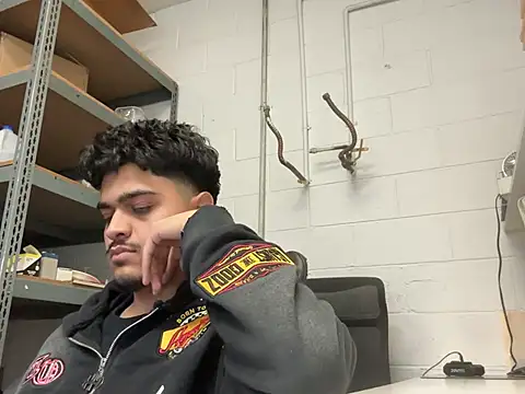 eightteendaddy Webcamshow