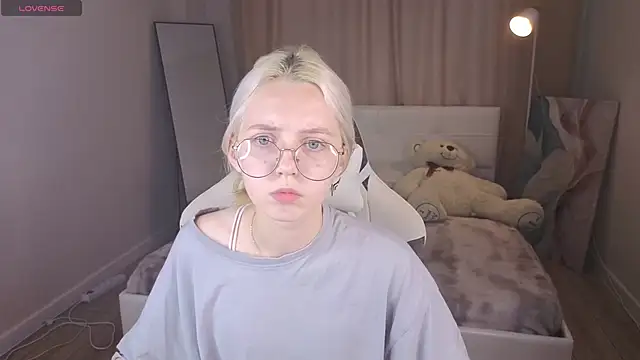 Chat +18 de mollyy_snow ao vivo