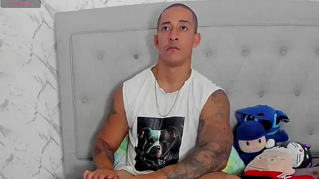 luigiferrara's Live XXX Chat