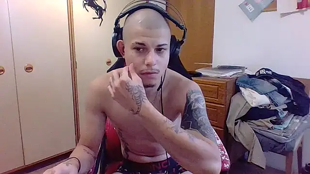Akillas – Naživo XXX chat