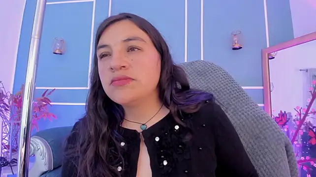 TaraTaylorr's Live XXX Chat