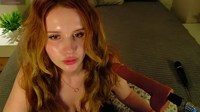 Betty_June Chat XXX live