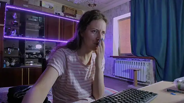 צ'אט XXX בשידור חי של pa1e_pr1ncess