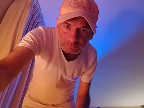 Pokazy przed kamerką – Chnrt