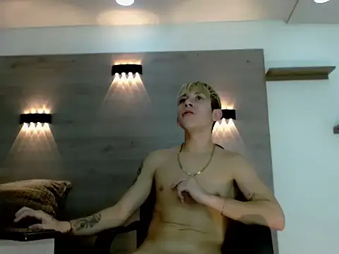 Gaeliitto Live XXX Chat