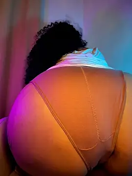 CurlyMilf_Vannexxxa: απευθείας συνομιλία ΧΧΧ