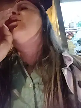Charlott-1's Live XXX Chat