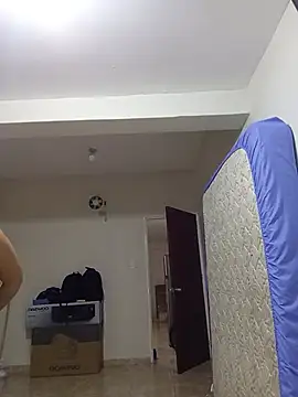 Aranzatits Adlı Modelin Canlı XXX Sohbeti