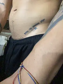 AlphaMasterXxx – Naživo XXX chat