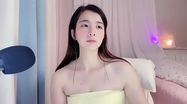 amy-6668's Live XXX Chat