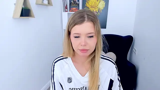 FollowLovee Live XXX-chat