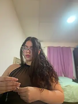 Valentina2390's Live XXX Chat