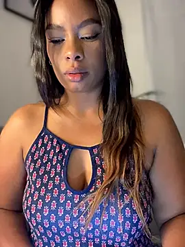 _caroline_jackson_'s Live XXX Chat