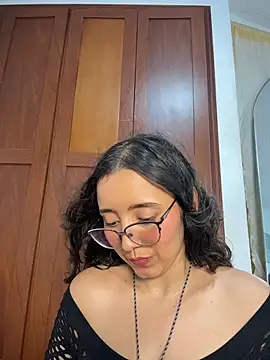 Kay_LustyWifen Live XXX chat
