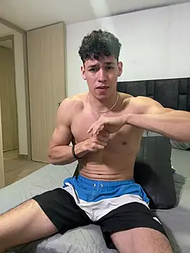 Chat +18 de Luke_Muscle ao vivo