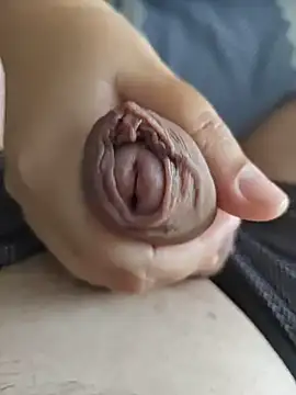 MadaamJizz_DickLewd Obrolan Langsung XXX