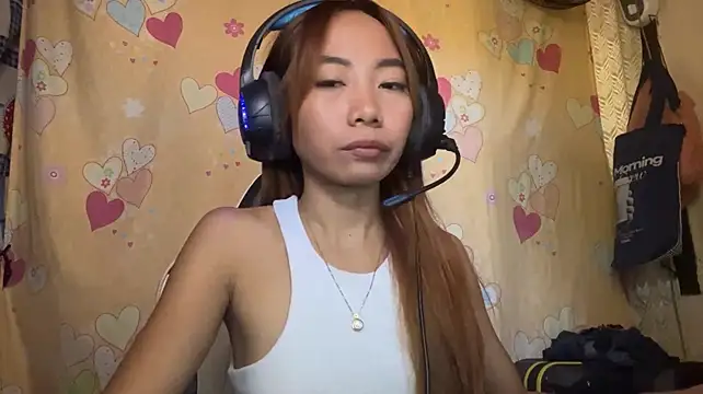 PiaSwida's Live XXX Chat