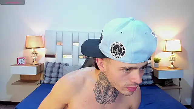 Zeus_damian21 Chat XXX in diretta