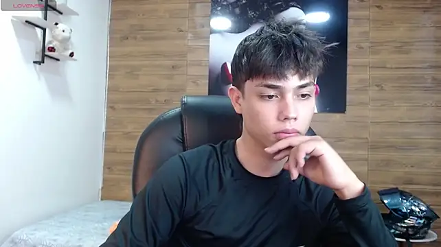Chat XXX Live ivan_cooper
