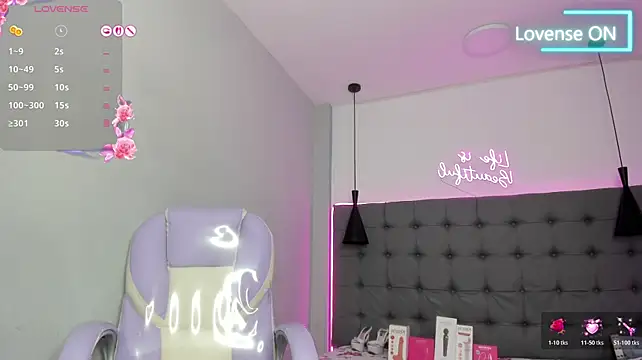 Chat XXX ao vivo de scarletcherry18