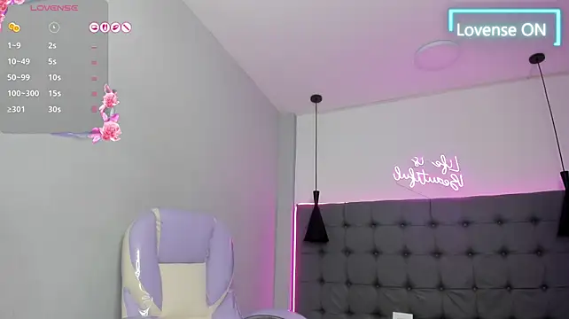 scarletcherry18 – Naživo XXX chat