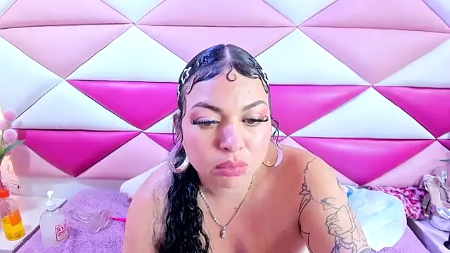 Cocoo_Nuth Adlı Modelin Canlı XXX Sohbeti