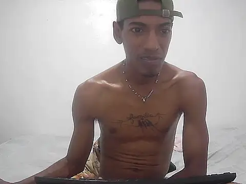 AlbertBigCock Live XXX-chat