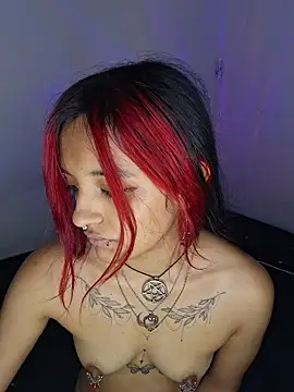 carolinerue's Live XXX Chat