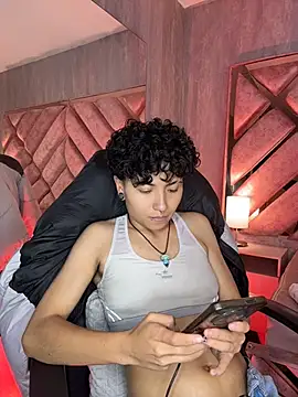 ian_mathias_ élő XXX-chatje