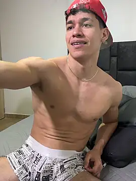 Czat XXX na żywo – Luke_Muscle