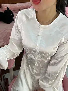 ___Erin___ Chat XXX in diretta