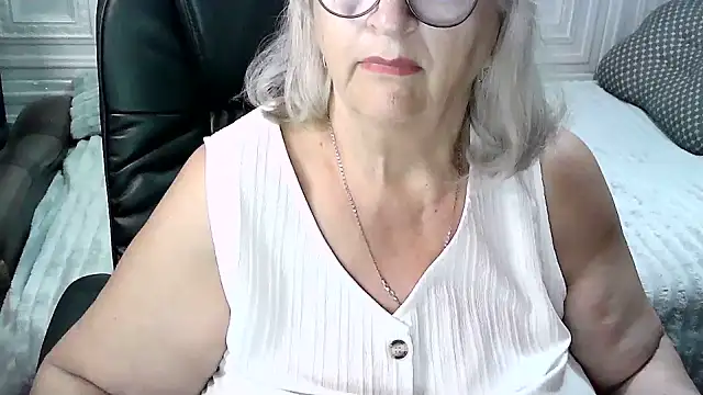 LolkaAlyss' Live XXX Chat