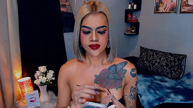 StellaStrong30's Live XXX Chat
