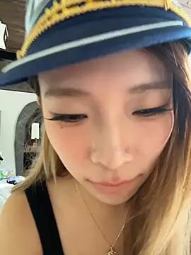 xiaozz-001 在線直播表演