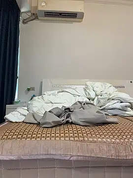 llkiki live XXX chat