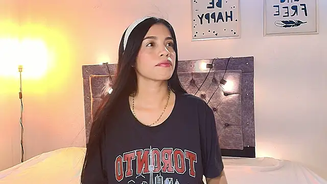 Valentina_Bravo Adlı Modelin Canlı XXX Sohbeti