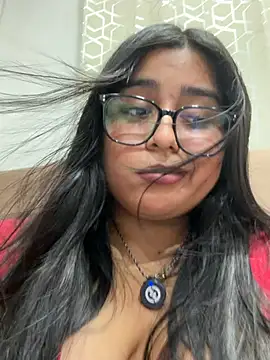 virginbrunette99 Live XXX-Chat