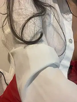DulceMya XXX чат на живо