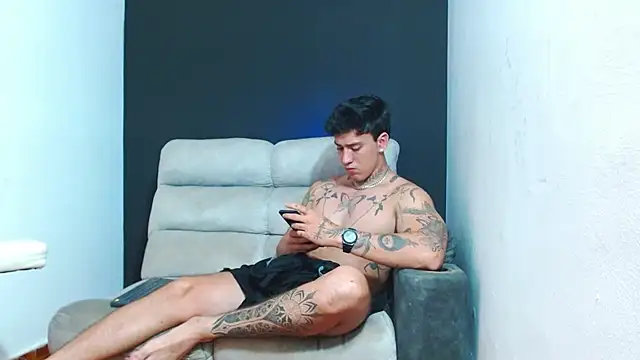 دردشة JUSTIN_FULLER1 الجنسية المباشرة