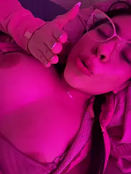 SelinaKyle001 라이브 XXX 채팅
