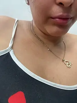 mariatudulceadiccion's Live XXX Chat