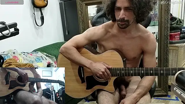 Stringin69 élő XXX-chatje