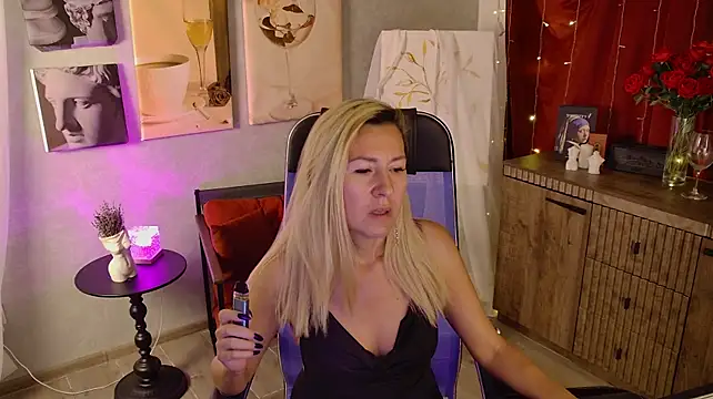 DonnaSmitth – Naživo XXX chat