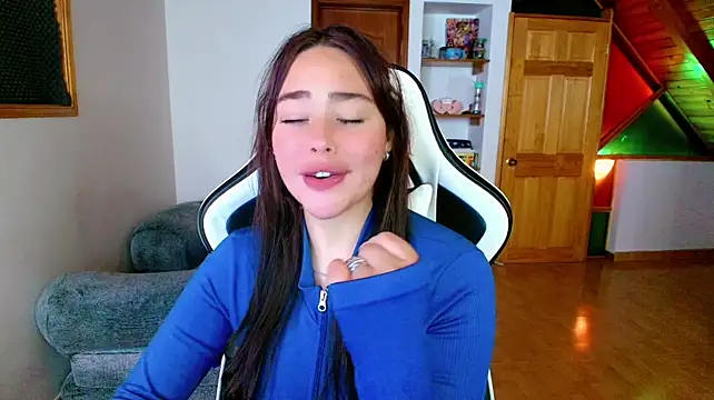 nicolthompsonn's Live XXX Chat
