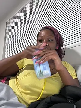 mochakaia Chat XXX live